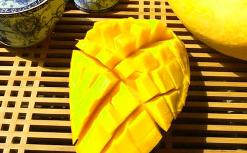 淺談香橙芒果班戟的制作方法