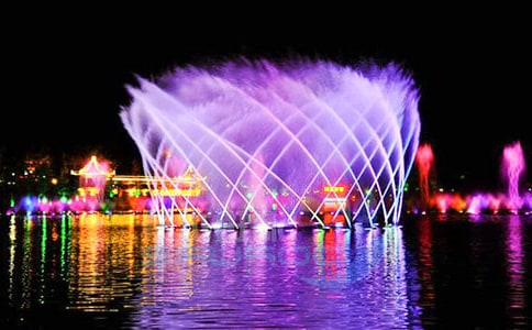 描寫噴泉的作文